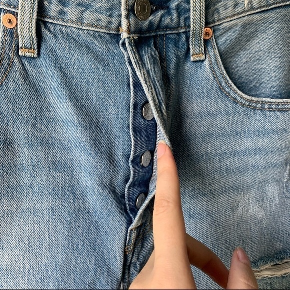 LEVI’S | Deconstructed Denim Mini Skirt Aritzia 30 - Picture 8 of 9